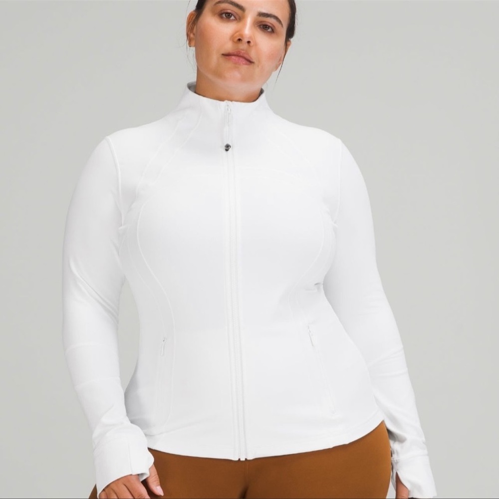 Lululemon Define Jacket Luon White- NWT- size 4